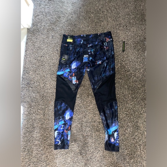 NIKE Colorful Leggings - Picture 3 of 7